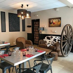 Hotel Du Centre - Restaurant Le P'Tit Gourmet